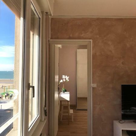 Belle Rade Les Pieds Dans L'Eau Apartment Dunkirk Bagian luar foto
